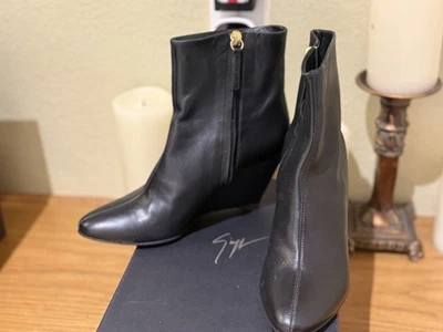 Nuevas Botas Negras Hechas en Italia Dama Giuseppe Zanotti Talla EU 35.5 US 5.5 Foto 1 de 4