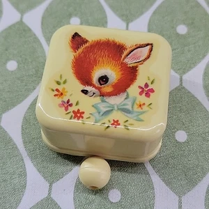 Vintage Sankyo Japan Pull String Baby Cot Pram Musical Toy Box Rock-a-bye Baby - Picture 1 of 6