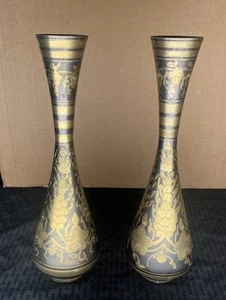 Paar indische Vasen aus geätztem Messing schwarz und gold - Bild 1 von 10