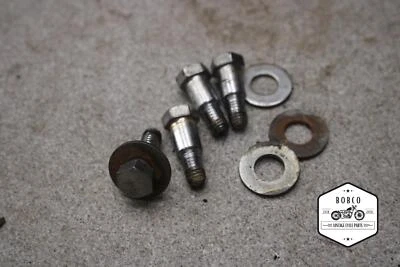 Honda CB550F Super Sport 1977 luz trasera trasera pernos de montaje O4-3170.Nz Foto 1 de 3