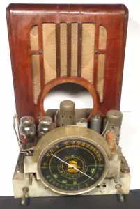 vintage KNIGHT TOMBSTONE solo parte: non testato 5 TUBI CHASSIS con OTTIMA GRAFICA - Foto 1 di 8
