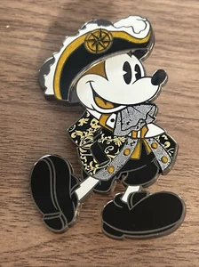 Disney Mickey Mouse The Main Attraction Pirates Of The Caribbean 2/12 LR Pin - Picture 1 of 2
