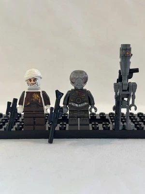 LEGO Star Wars Bounty Hunter Lot - 4-LOM sw0830, Dengar sw0751, IG-11 sw1115 - Image 1 of 4