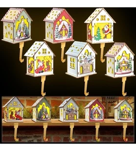 6 Stück Weihnachtsstrumpfhalter für Mantelpaket 3D Holz Haus Strumpf Aufhänger - Bild 1 von 9