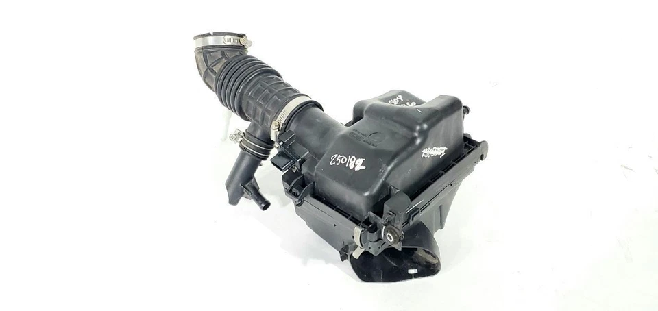 Nissan Sentra 2013 2014 2015 2016 fabricante de equipos originales filtro de aire con tubo 1,8 L Foto 1 de 4