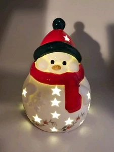 Muñeco de nieve Pfaltzgraff Winterberry iluminado funciona muy bien - Imagen 1 de 5