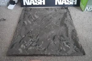 NASH 30 YEAR LARGE CAMO STUFF BAG USED COARSE CARP FISHING TACKLE - Picture 1 of 3