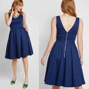 Abito plissettato modcloth trionfalmente senza tempo NUOVO US donna taglia S - Foto 1 di 7