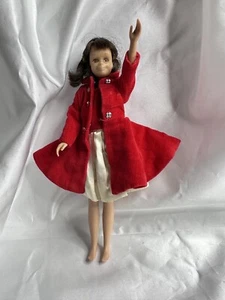Vintage 1963 Brünette Roller Barbie Puppe Kleid rot Skipper Mantel Japan braune Augen - Bild 1 von 11