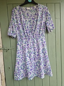 ladies beautiful vila size small white floral dress , - Picture 1 of 5