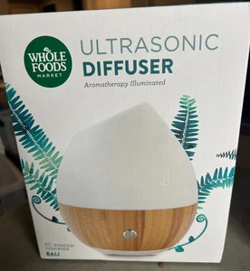 Ultrasonic Diffuser Aromatherapy Illuminated - Whole Foods - NIB - FREE SHIPPING - Picture 1 of 3