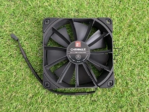 Used/Working Noctua NF-F12 PWM chromax.black 120mm CPU Fan (A362) - Photo 1/4
