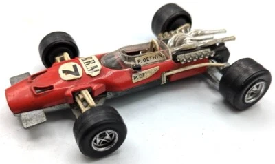 VINTAGE POLITOYS F7 BRITISH RACING CAR F1 1:32 RED DIE-CAST BRM 136 TOY JOUET - Image 1 of 4