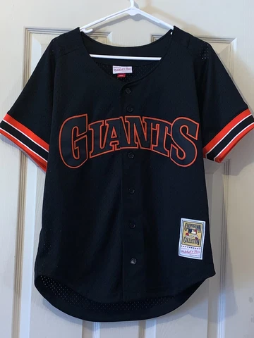 SAN FRANCISCO GIANTS MENS MITCHELL & NESS SIZE M CHEST IS 21" LENGTH IS 24" Cover