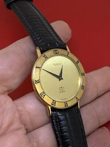 Original Gucci 3001M Rom Shelly Quarz 18k vergoldet 33mm Herrenuhr - Bild 1 von 12