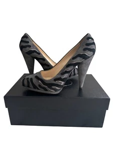 PRADA Gray Black Suede Animal Print Heels Size 40.5 - Picture 1 of 11