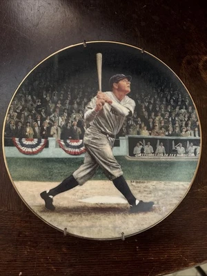Babe Ruth The Called Shot Delphi 22K Limited Edition 8” Plate - Image 1 of 2