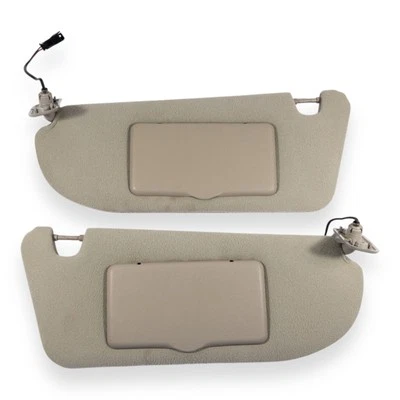 Par de parasoles laterales para conductor y pasajero Saturn serie L 2000-2005 beige iluminado Foto 1 de 4