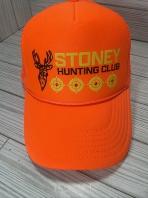 Sombrero de camionero naranja Post Malone 2025 Big Ass Stadium Tour Stoney Hunting Club Foto 1 de 4