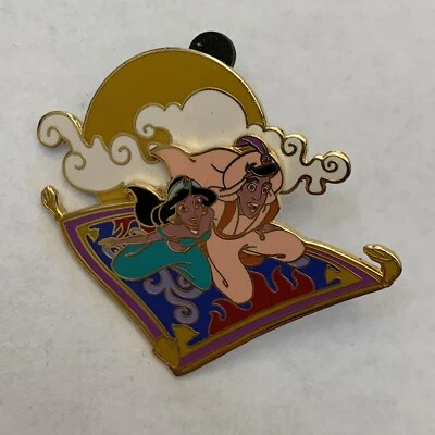 Exclusivo del elenco - Aladdin & Jasmine on Magic Carpet - Edición limitada de 3000 Foto 1 de 3