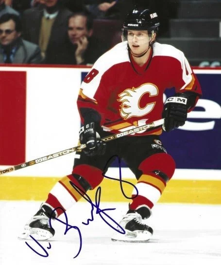 Autographed  VALERI BURE Calgary Flames 8x10 Photo with COA Foto 1 de 1