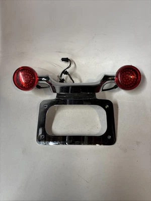 Barra de luz de señal de giro trasera Harley-Davidson Street Road Glide Touring montaje en placa Foto 1 de 4
