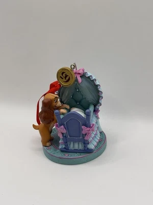 Disney Dama y el Vagabundo Legado Cuaderno de Bocetos Ornamento 65 Aniversario Cuna Foto 1 de 4