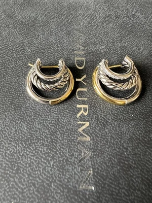 Pendientes tipo argolla David Yurman cruzados 925/18KT dos tonos pavé diamantes Foto 1 de 4