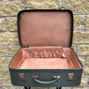 Vintage Suitcase Cheney England Travel Case 60s Compressed Cardboard Suitcase - Picture 1 of 13