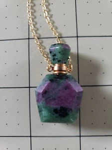 RUBY ZOIZITE BOTTLE GOLD TONE CHAIN NECKLACE - Picture 1 of 8