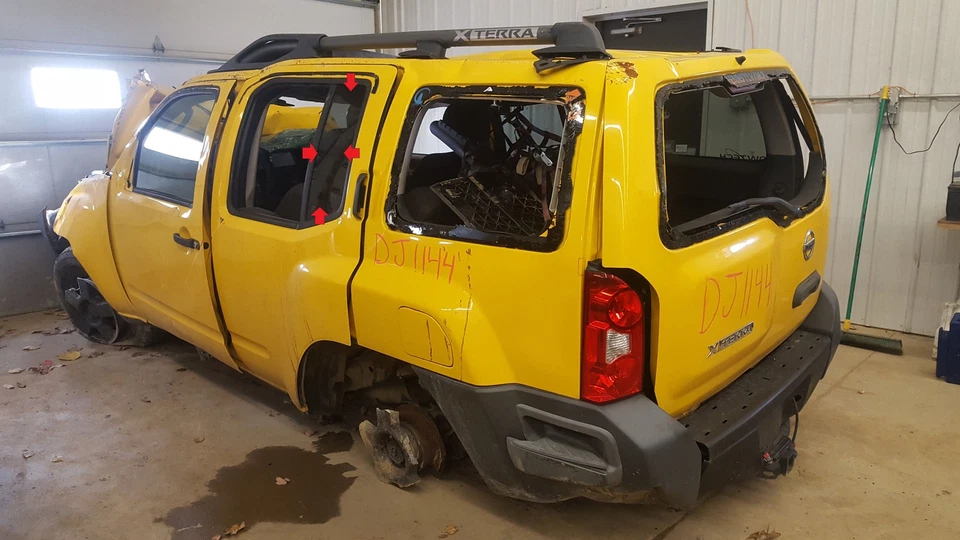 05-15 CONDUCTOR NISSAN XTERRA IZQUIERDA PRIVACIDAD TINTE VENTILACIÓN TRASERA CRISTAL VENTANA SOLAMENTE Foto 1 de 1