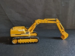 Vintage Liebherr 922 1:50 Conrad Model Excavator  - Picture 1 of 17