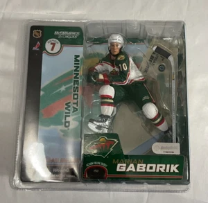 Marian Gaborik #10 Mcfarlane NHL MINNESOTA WILD ACTION FIGURE DEBUT - Picture 1 of 5