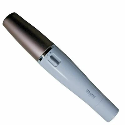 Unidad alimentada por batería Braun Facespa Pro tipo 5365 AA con cabezal de depiladora facial Foto 1 de 3