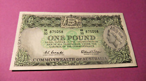 1961 Australia 1 POUND Banknote - VF30 PLUS - COOMBS/WILSON