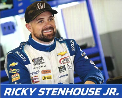 Postal de la serie NASCAR 2022 RICKY STENHOUSE JR "KROGER" #47 Foto 1 de 2