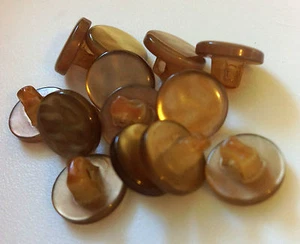 Vintage Pearlized Buttons pack of 20 - Picture 1 of 8