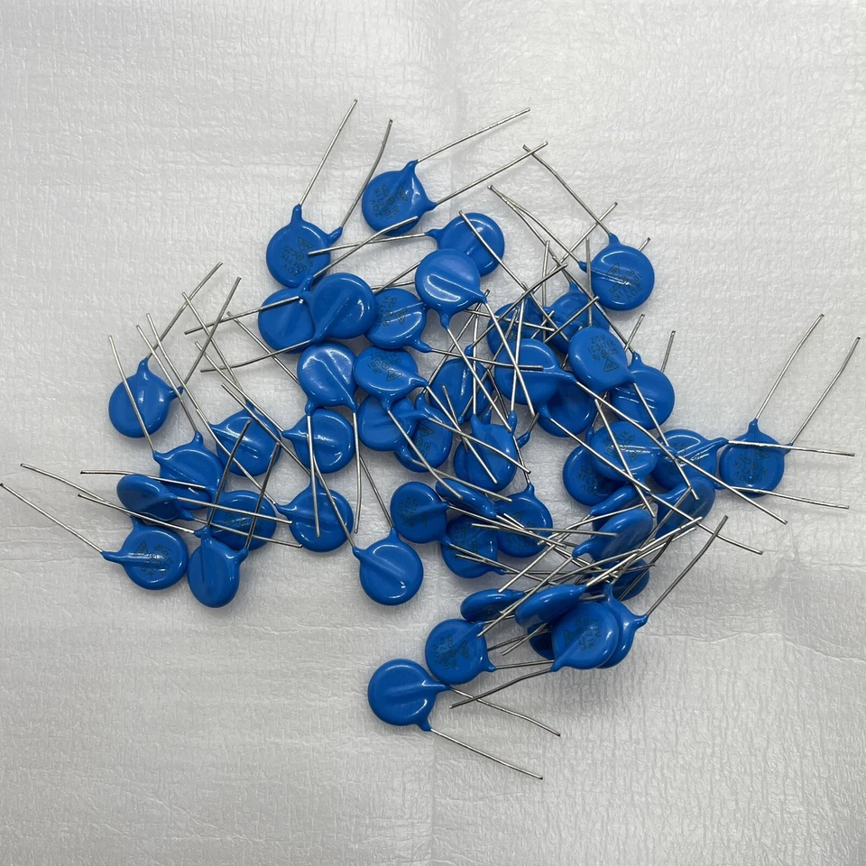 Варистор оксида цинка 10D471K 470PF 0,47 нФ ZOV/MOV для подавления переходного V сделано в США - Изображение 1 из 1