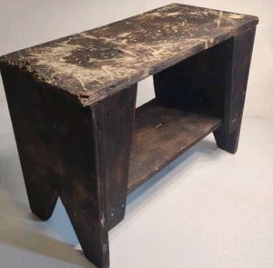 Antique Primitive Wooden Stool Step Carpenter Rustic Farmhouse Shabby Chippy - Picture 1 of 12
