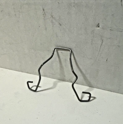 Lexus ES350 2013 2014 2015 HID Xenon Headlight Bulb Bracket Clip - Image 1 of 4