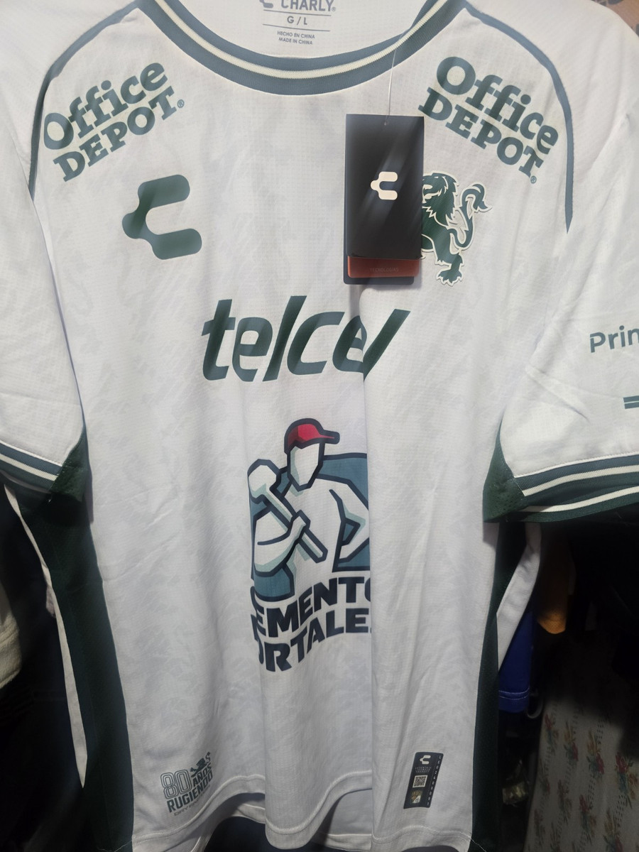 Leon White International Club Soccer Fan Jerseys for sale | eBay Leon White International Club Soccer Fan Jerseys for sale | eBay