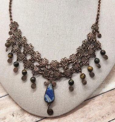 Collar llamativo, sodalita y ojo de tigre artesanal alambre de cobre hecho a mano Foto 1 de 4