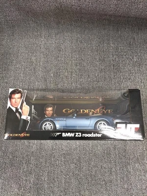 UT MODELS GOLDENEYE JAMES BOND 007 1 18 BMW Z3 ROADSTER - Image 1 of 4