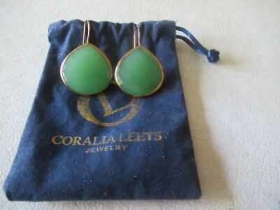 Pendientes de calcedonia lágrima facetada verde manzana adornados en oro hojas de coralia nuevos sin etiquetas Foto 1 de 4