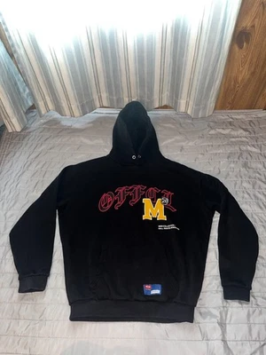 Sudadera con capucha Boohoo Hombre Mediana Foto 1 de 4