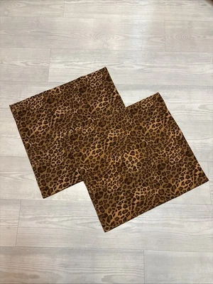 Juego de 2 fundas de almohada NATE BERKUS animal leopardo guepardo estampado KING USADAS EN EXCELENTE ESTADO marrón tostado Foto 1 de 4