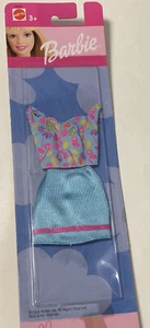 Barbie Fashions 2002 Mattel - Picture 1 of 7