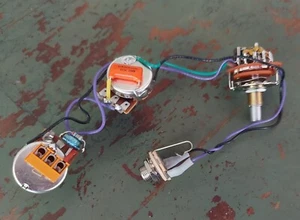 One Pickup Guitar Solderless Wiring Harness Vol,Tone, 6/w Varitone KellingSound - Picture 1 of 4