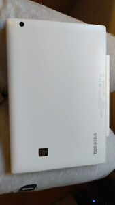 PC portatile Toshiba  model satellite click mini l9w-b