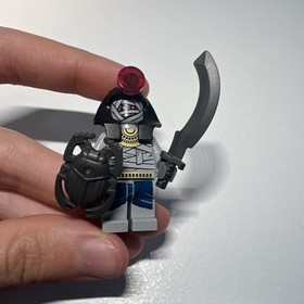 LEGO Minifigure Pharaoh's Quest 2010s Gray Mummy Warrior 1 pha003 - 7326 / 7306 